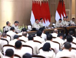 Presiden Prabowo Melaksanakan Rapat Kabinet Merah Putih Awal Tahun 2026