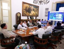 Presiden Prabowo Pimpin Rapat  Percepatan Pembangunan Kampung Nelayan Merah Putih