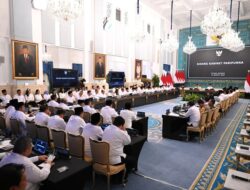 Presiden Prabowo Pimpin Sidang Kabinet Bahas Kesiapan Idulfitri