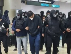 Kronologi! Istri dan Dua Anak Bandar Narkoba Digiring ke Jakarta