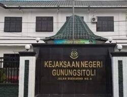 Diduga Tebang Pilih Wartawan, Pertemuan tertutup Kajari Gunungsitoli di Cafe Resto Disorot