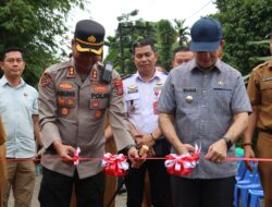 Kapolres Nias Resmikan Jembatan Merah Putih Presisi Bodowu Nias Utara