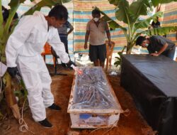 Polisi bongkar makam atas permintaan keluarga, tim forensik teliti penyebab kematian