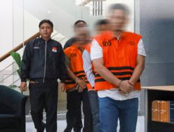 KPK Tahan Tiga Tersangka Korupsi Gedung Pemkab Lamongan, Kerugian negara capai Rp35,7 miliar