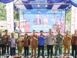 Wali Kota Pematangsiantar diwakili Staf Ahli Bidang Pembangunan resmi membuka kegiatan UMKM Siantar Expo Tahun 2026