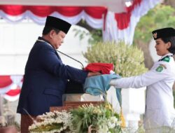 Presiden Prabowo Pimpin Upacara Detik-Detik Proklamasi di Istana Merdeka