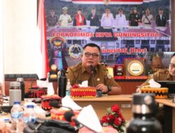 Wali Kota Gunungsitoli Pimpin Rapat Staf, Tekankan Percepatan Program SKPD
