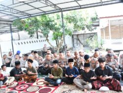 Tempati Rumah Dinas, Kapolres Aceh Timur Santuni Anak Yatim