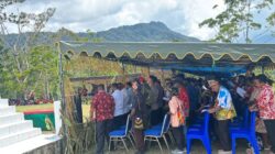 Satgas Yonif 645/GTY Bersama Polri Amankan Ibadah Masuknya Injil di Apalapsili Yalimo