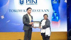 Wamendagri Ribka Haluk Serahkan Penghargaan Tokoh Kebudayaan pada PIKI Awards 2026